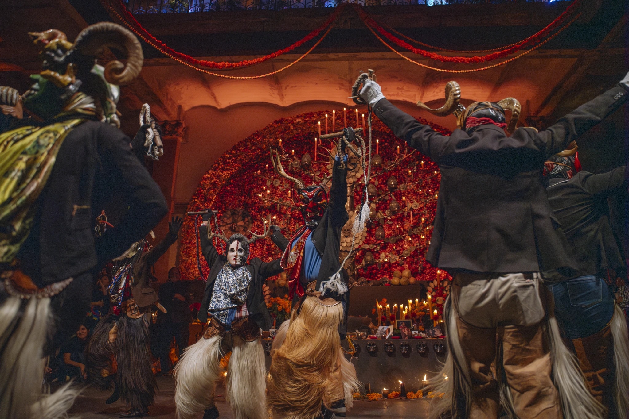 Celebración colectiva del Día de Muertos
